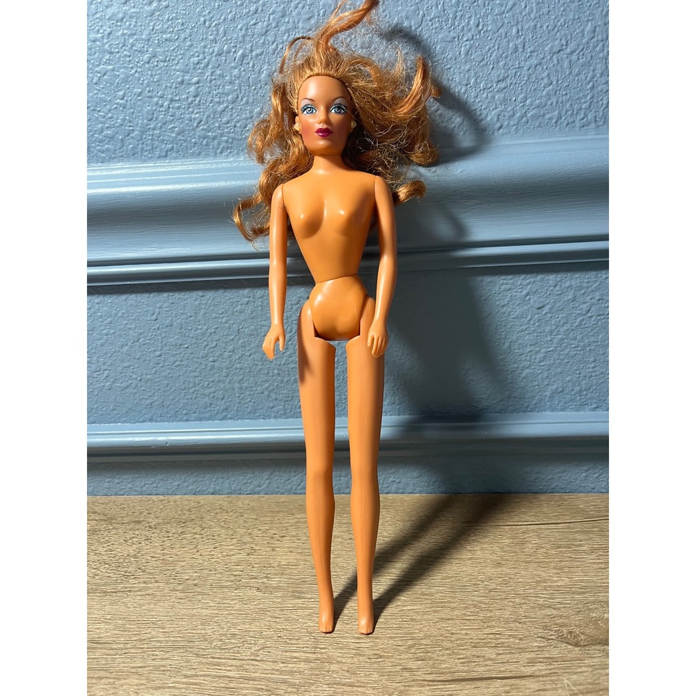 Vintage Barbie Doll Red‎ Hair Blue Eyes Made in China for Hamilton Toys